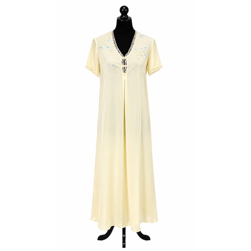 Natori Classics Womens Lingerie Nightgown Size XS Yellow Satin Embroidered Lace‎
